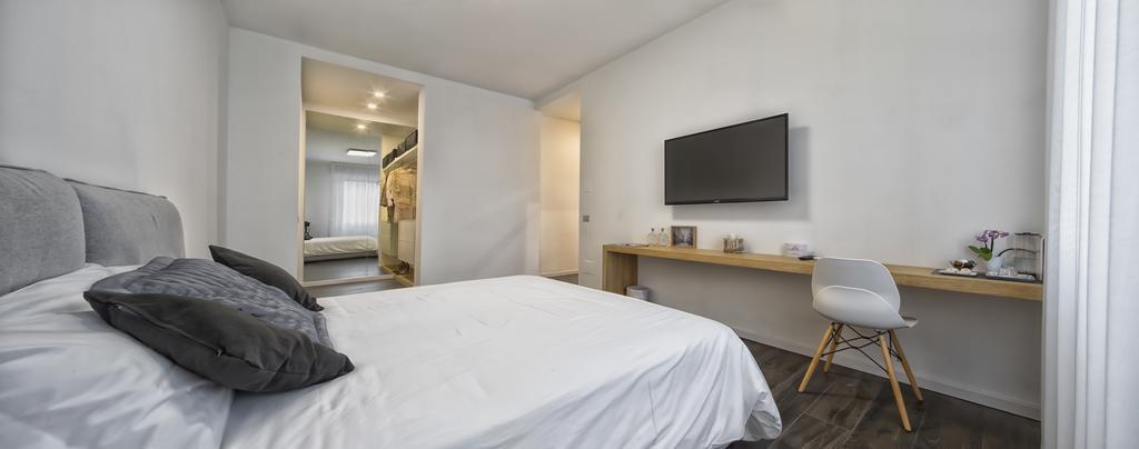 Suite Vogue Luce Voghera Exterior photo